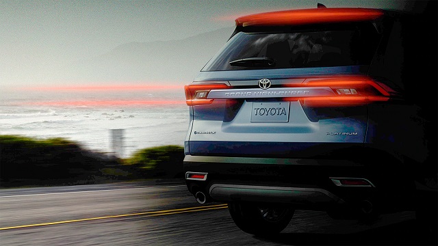 2024 Toyota Grand Highlander teaser image