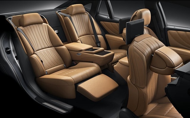 2024 Lexus LS interior