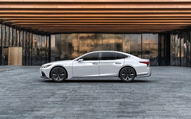 2024 Lexus LS 500 executive package